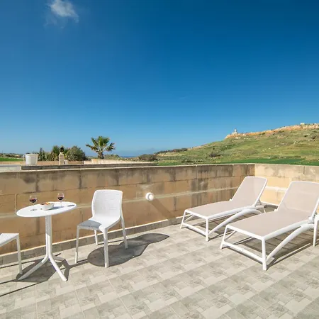 Rebekah * גאסרי